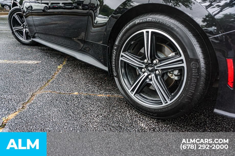 Used 2025 Ford Mustang Premium RWD image 15