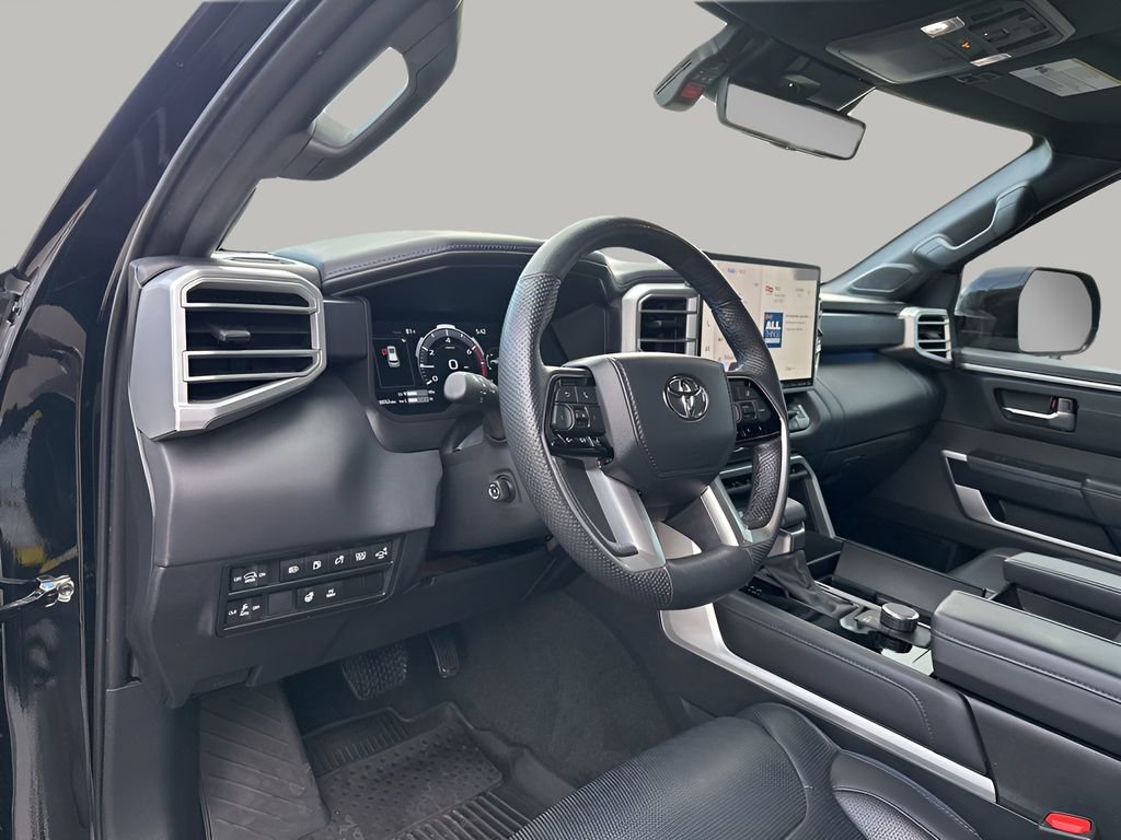 Used 2024 Toyota Sequoia Platinum image 26