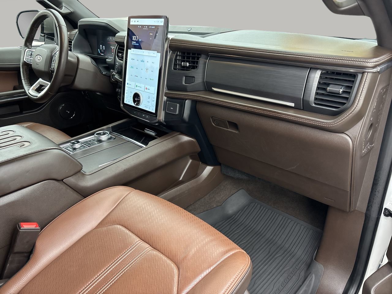 Used 2024 Ford Expedition Max King Ranch image 12
