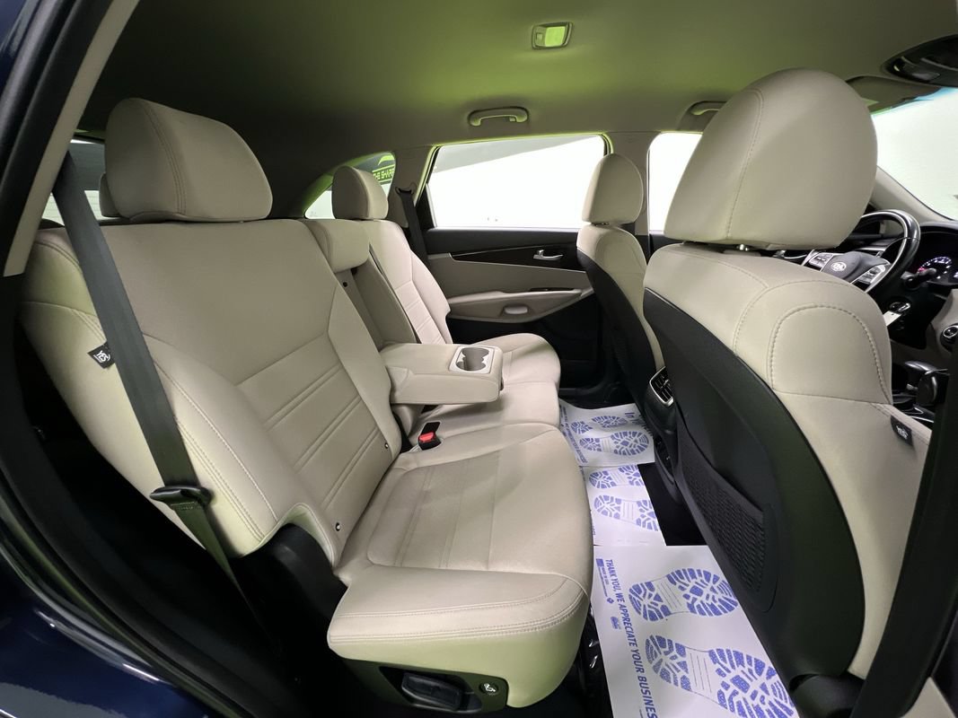 Used 2020 Kia Sorento LX w/ LX I4 Convenience Package AWD/4WD image 27