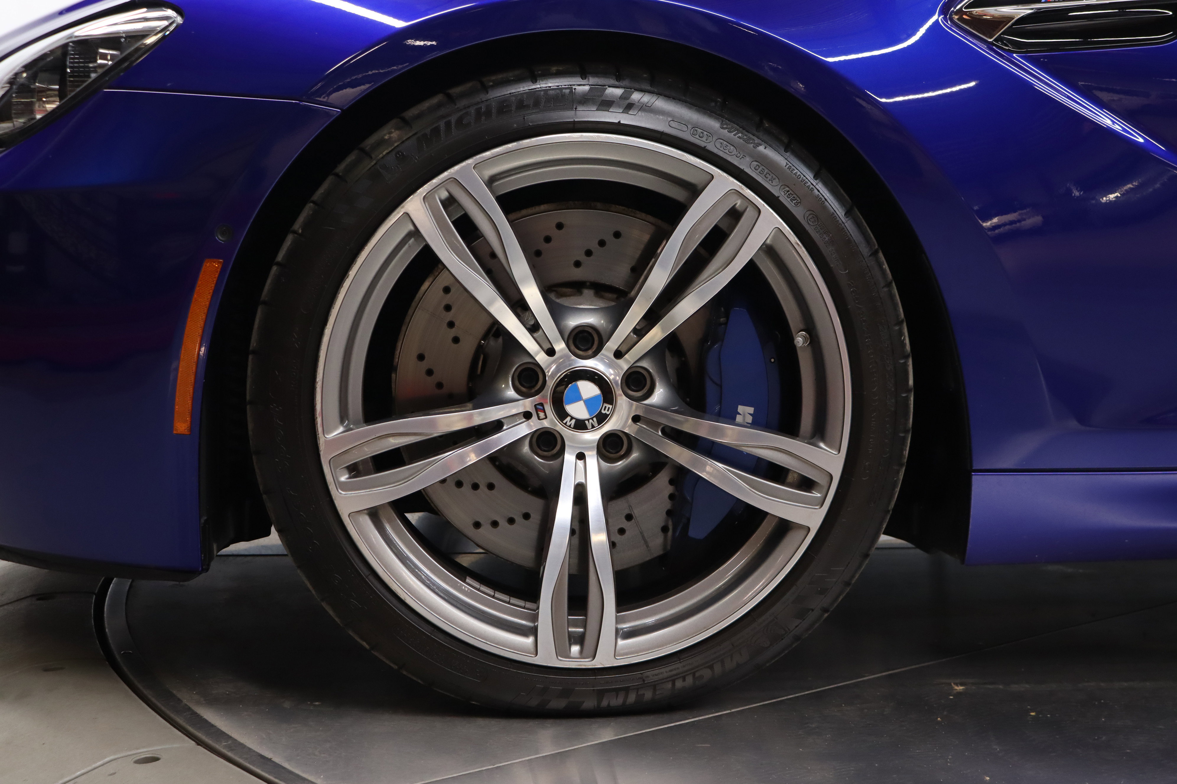 Used 2014 BMW M6 image 37