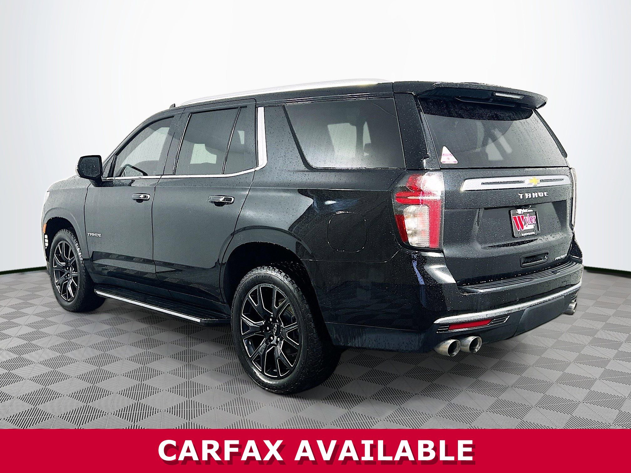 Used 2023 Chevrolet Tahoe Premier AWD/4WD image 32