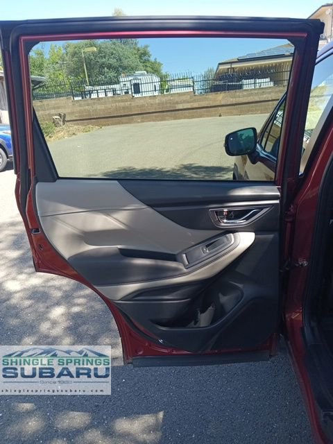 Certified 2023 Subaru Forester Limited AWD/4WD image 39