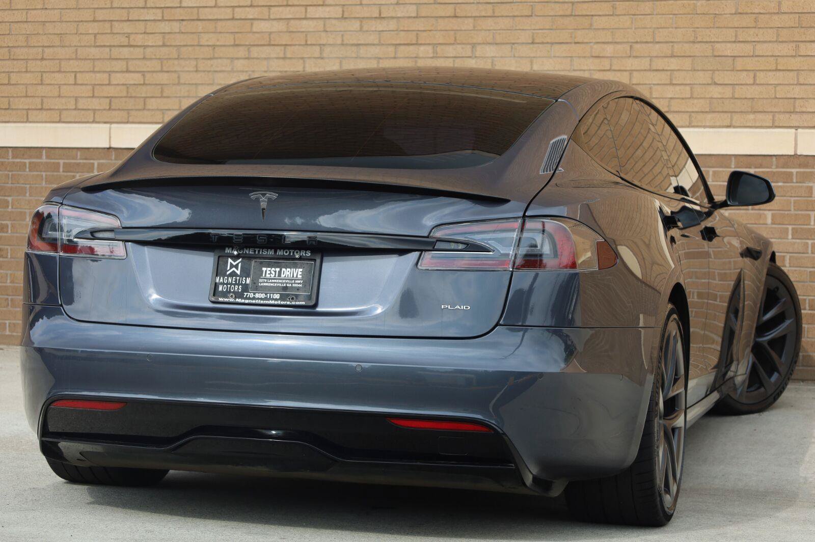 Used 2022 Tesla Model S Plaid AWD/4WD image 11