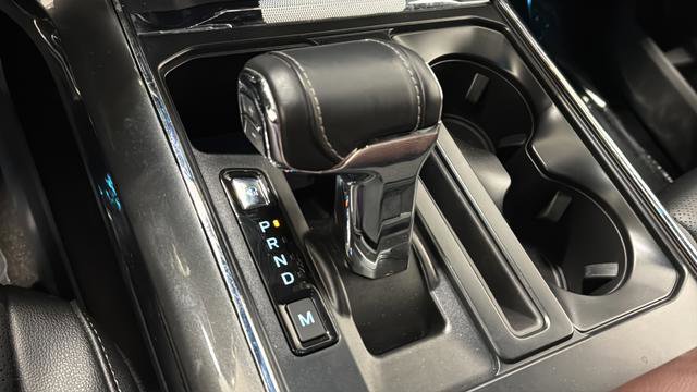 Used 2022 Ford F150 Lariat w/ Equipment Group 502A High AWD/4WD image 19