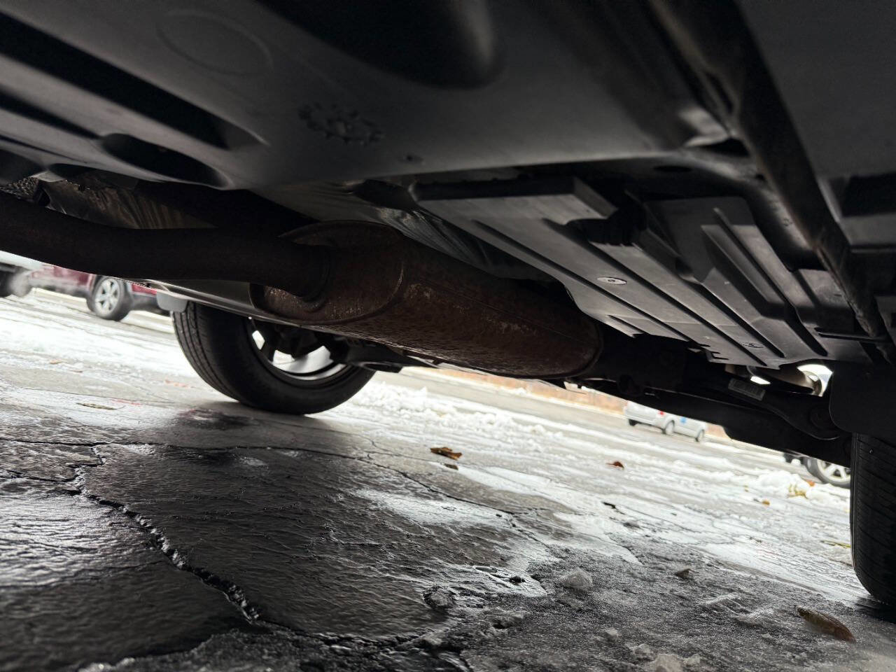 Used 2018 Ford Escape Titanium w/ Ford Safe & Smart Package image 28