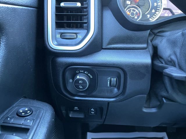 Used 2021 RAM 1500 Big Horn image 18