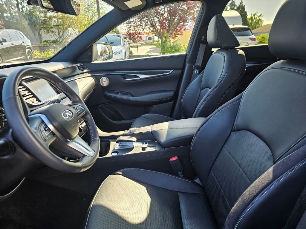 Used 2023 INFINITI QX50 Sport AWD/4WD image 24
