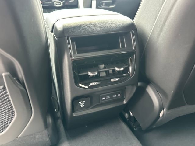 New 2026 Jeep Grand Cherokee Laredo image 13