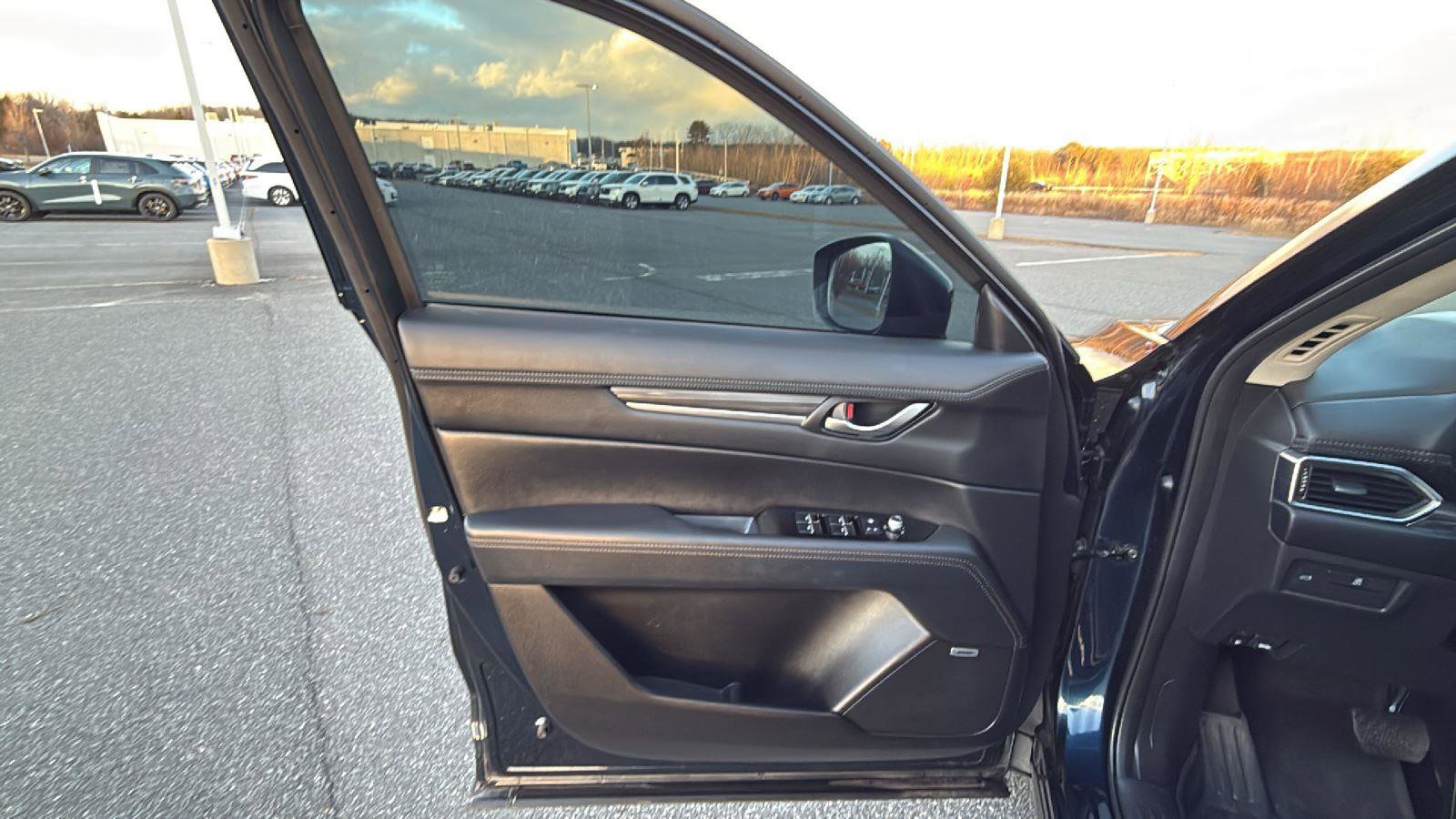 Used 2023 MAZDA CX-5 AWD 2.5 S w/ Premium Plus Pkg image 23