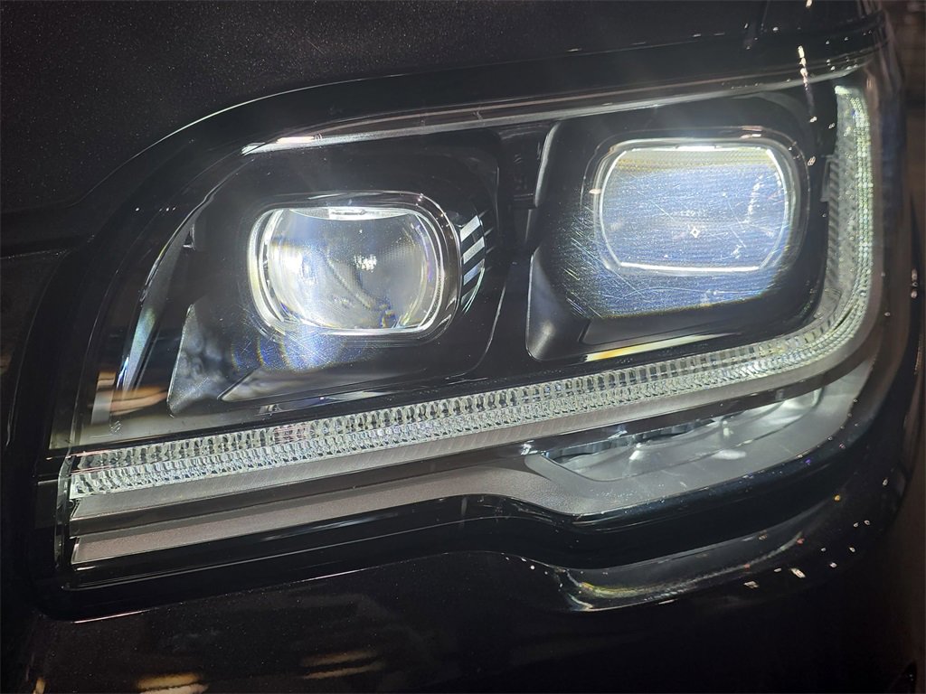 Used 2022 Lincoln Navigator L Reserve image 32