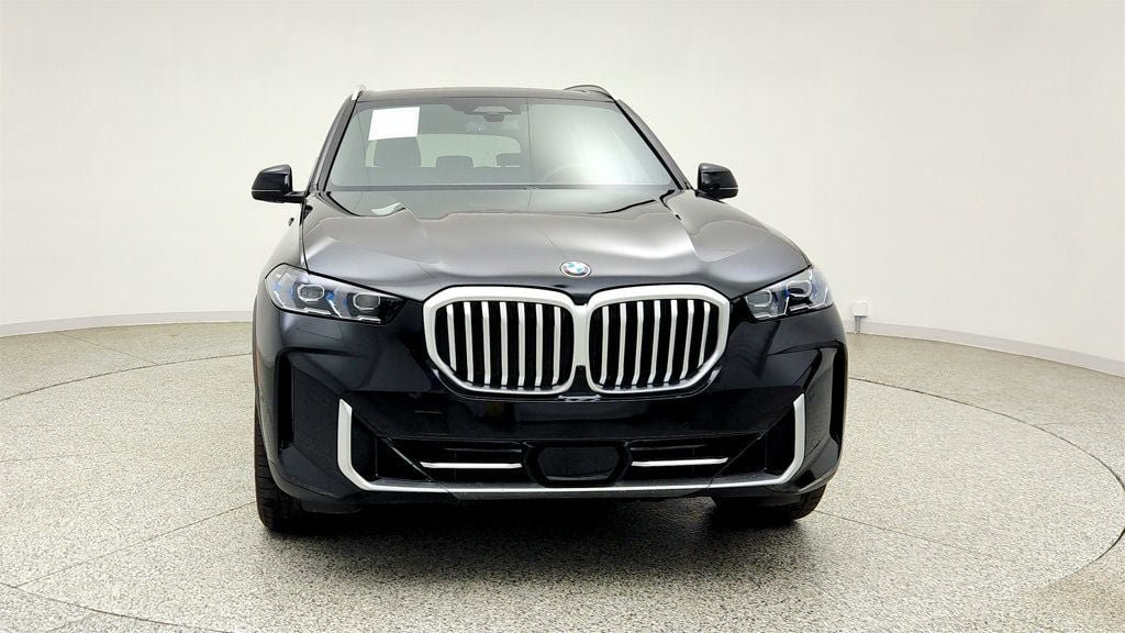 Used 2025 BMW X5 xDrive40i w/ Executive Package AWD/4WD image 2