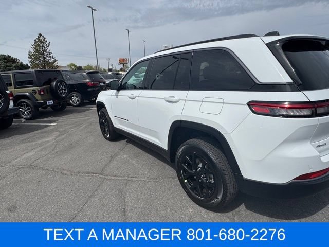 New 2026 Jeep Grand Cherokee Altitude AWD/4WD image 5