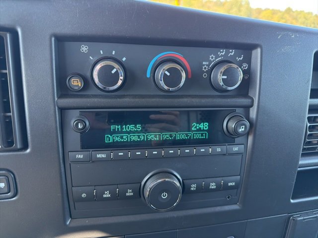 Used 2022 Chevrolet Express 2500 w/ Driver Convenience Package image 30