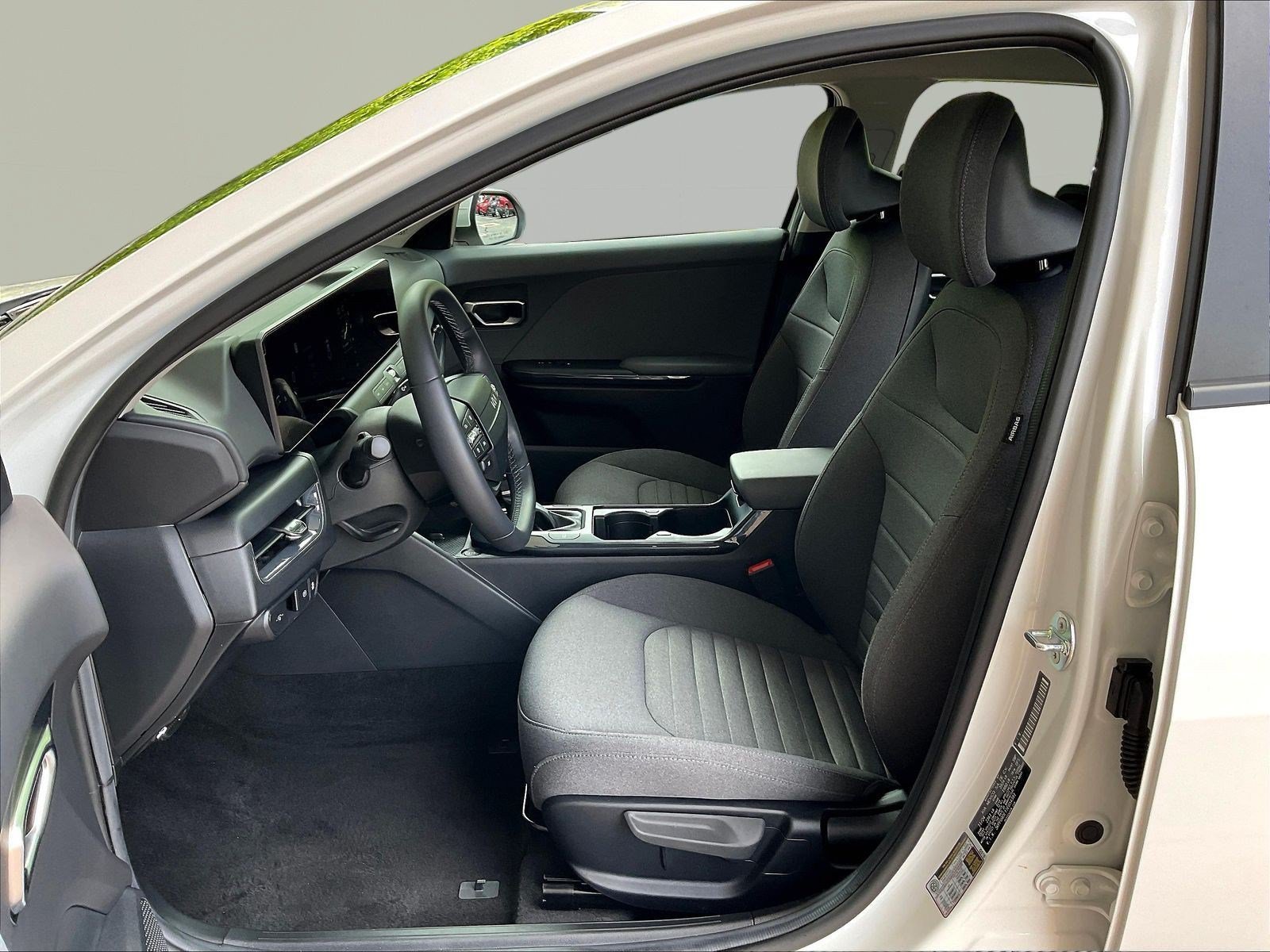 Used 2025 Kia K4 EX FWD image 20