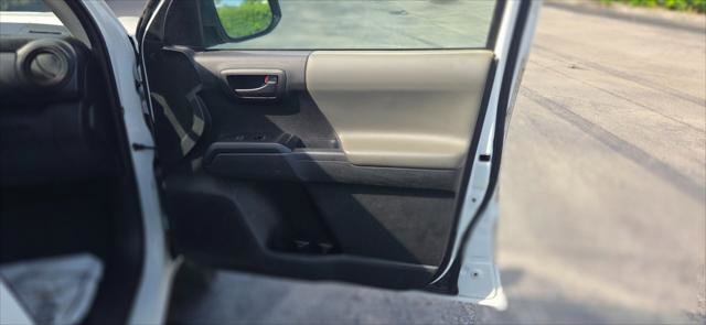 Used 2021 Toyota Tacoma SR RWD image 23