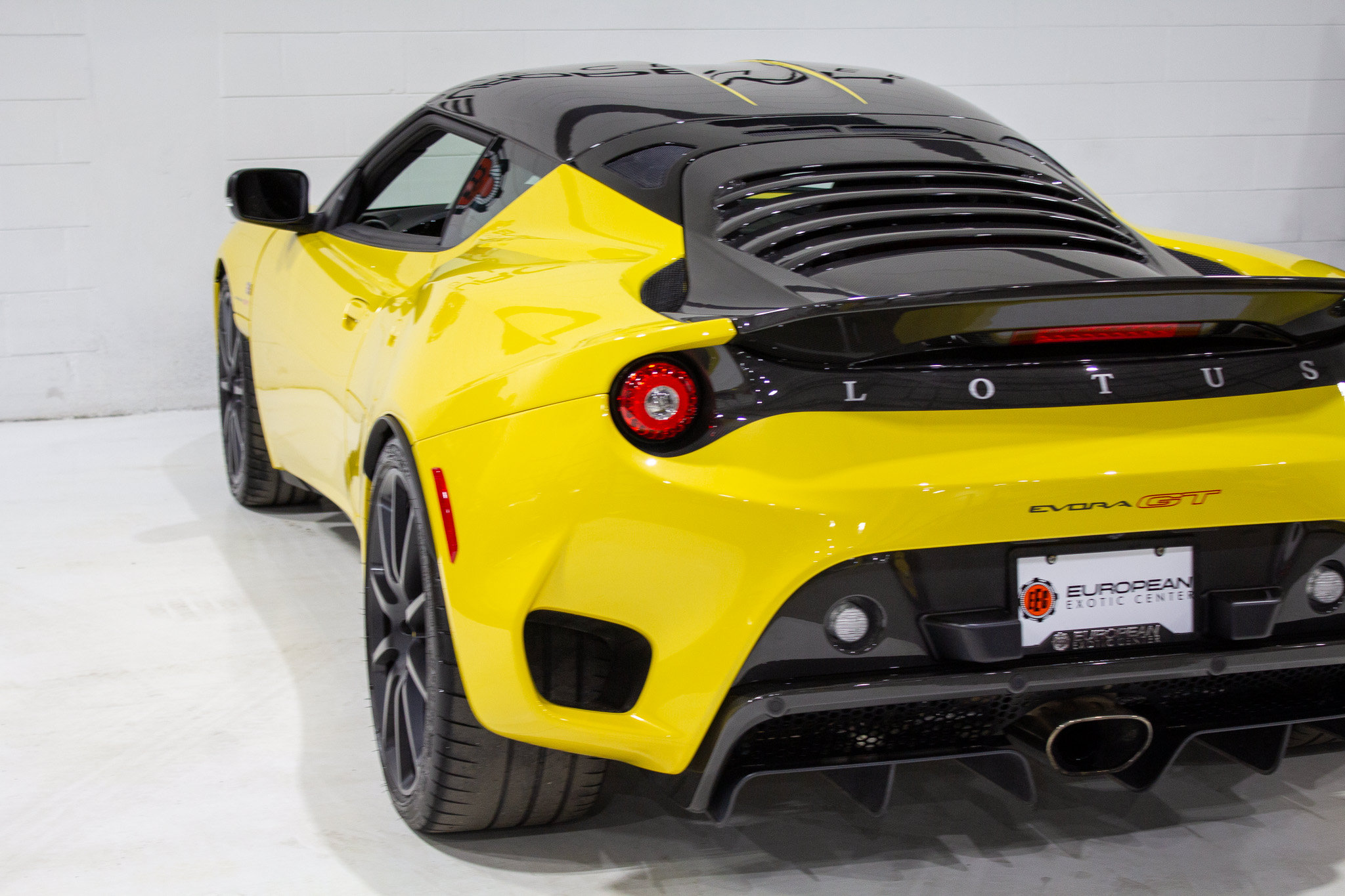 Used 2021 Lotus Evora RWD image 19