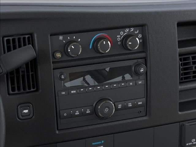New 2026 Chevrolet Express 2500 image 24