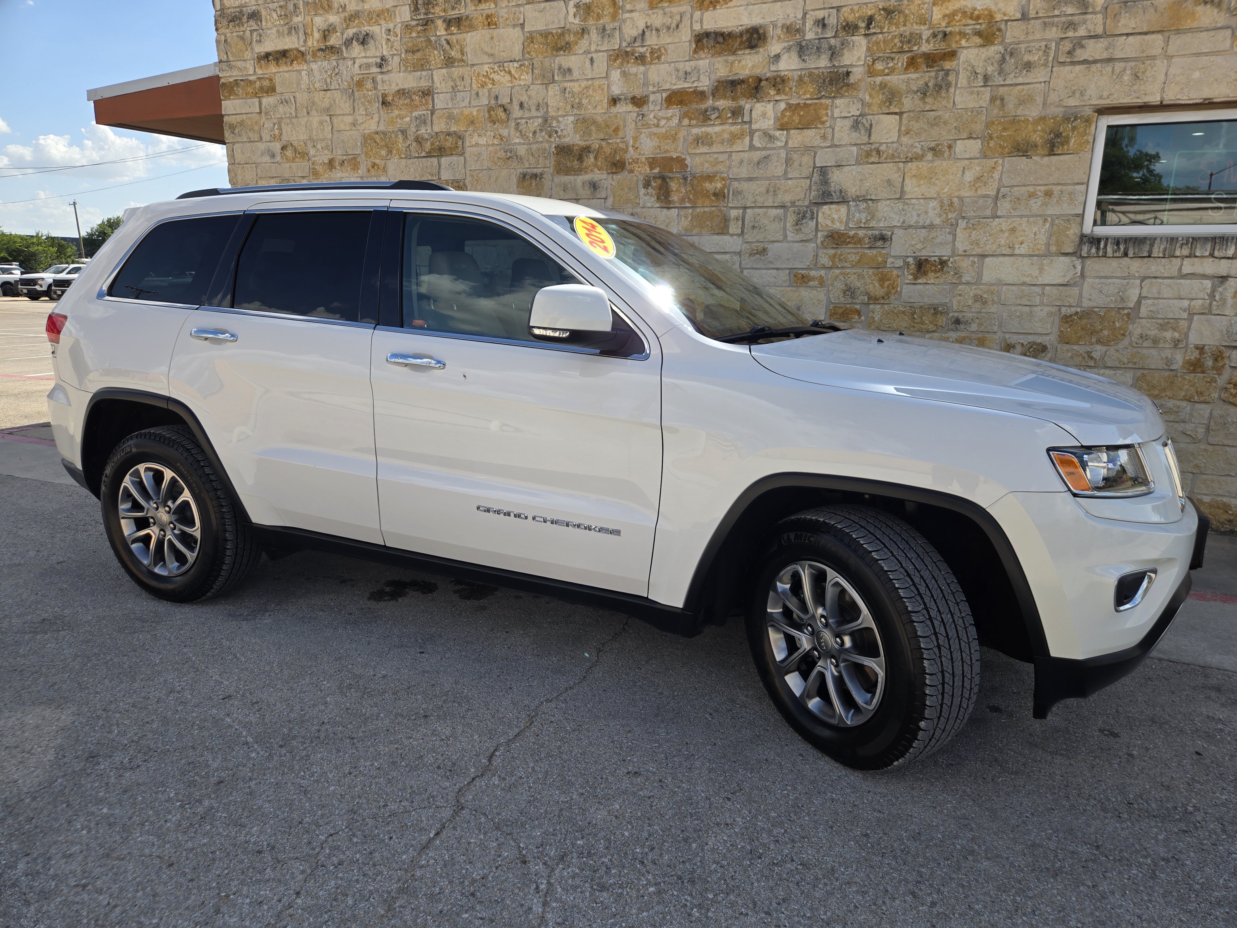 Used 2014 Jeep Grand Cherokee Limited RWD image 19