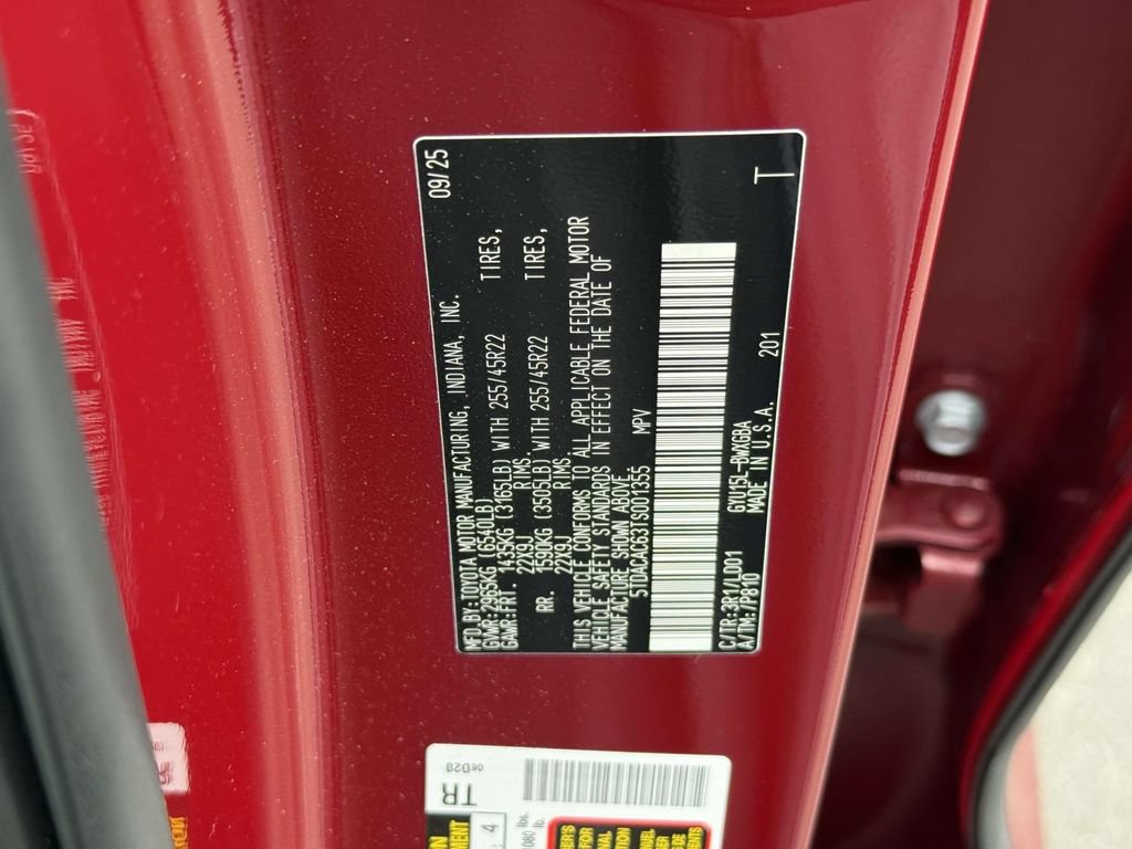 Used 2026 Lexus TX 550h AWD Plug-In Hybrid image 33