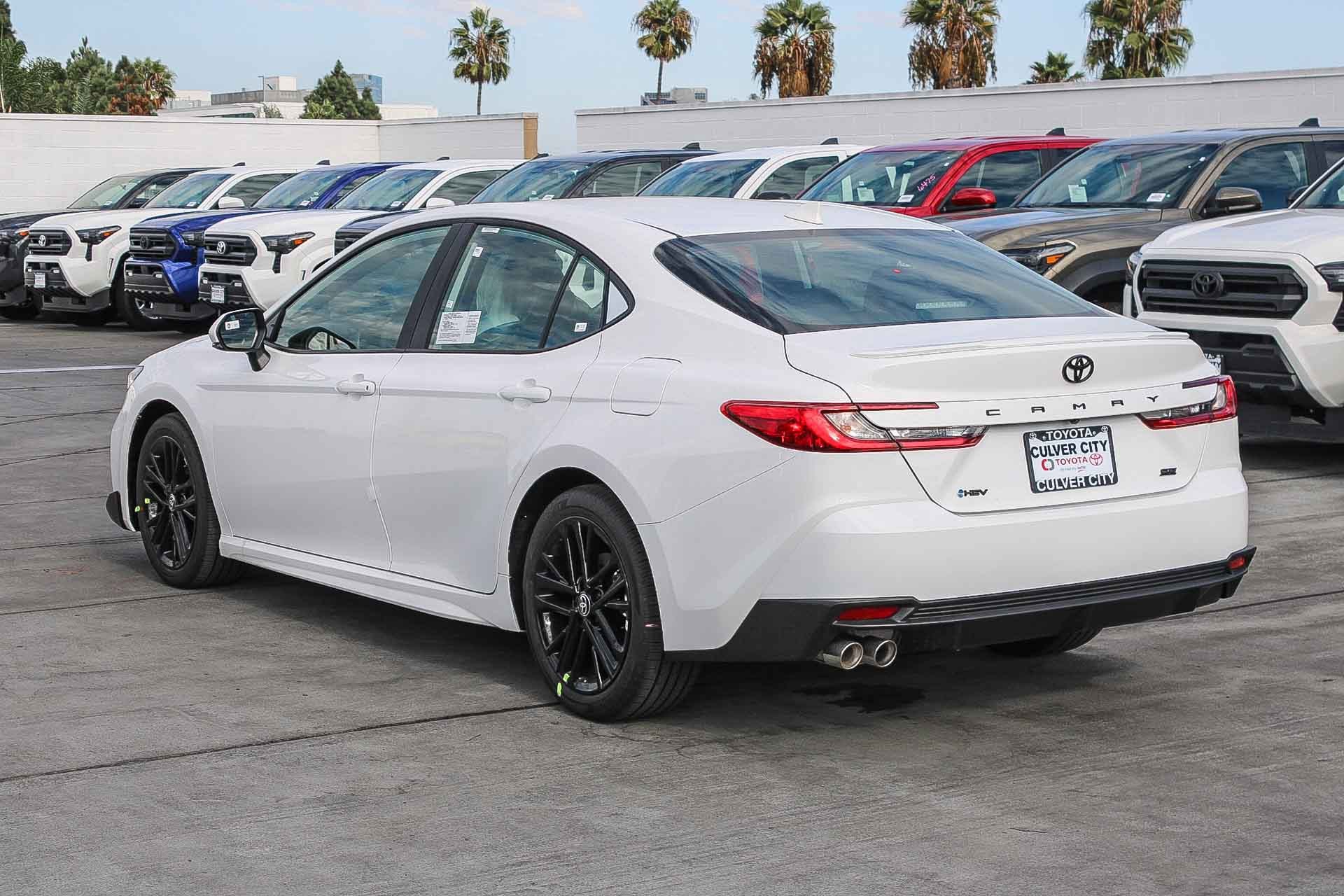 New 2026 Toyota Camry SE image 7