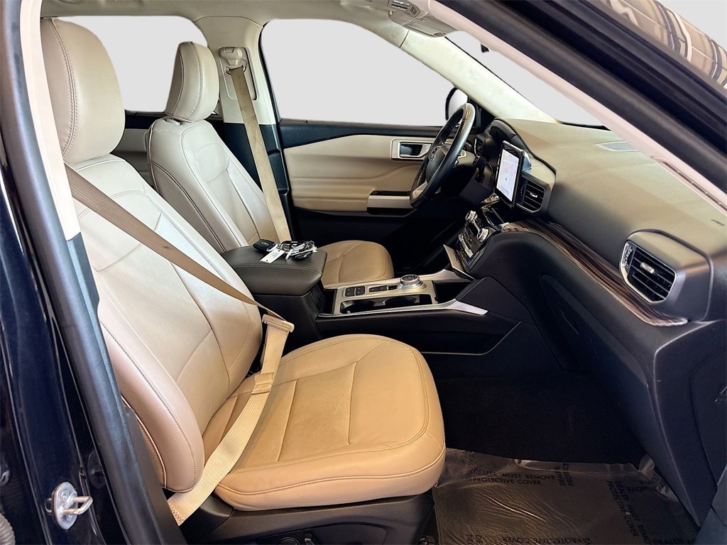 Used 2022 Ford Explorer Limited image 29