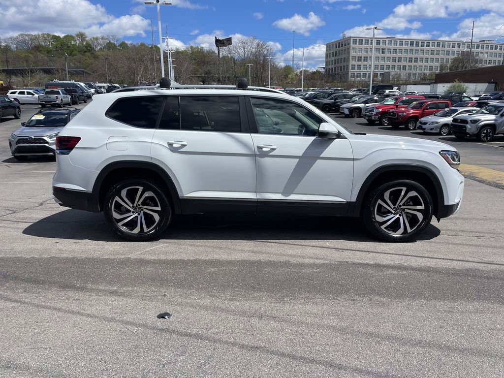 Used 2022 Volkswagen Atlas SEL AWD/4WD image 7