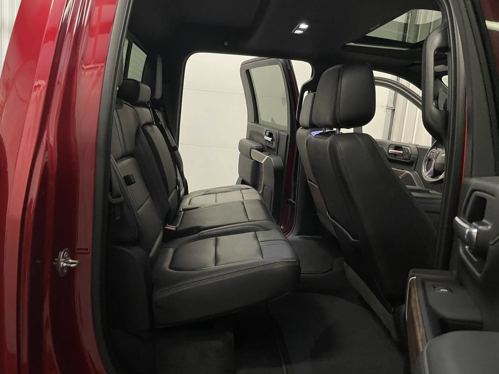 Used 2020 Chevrolet Silverado 3500 High Country w/ Z71 Off-Road Package AWD/4WD image 43