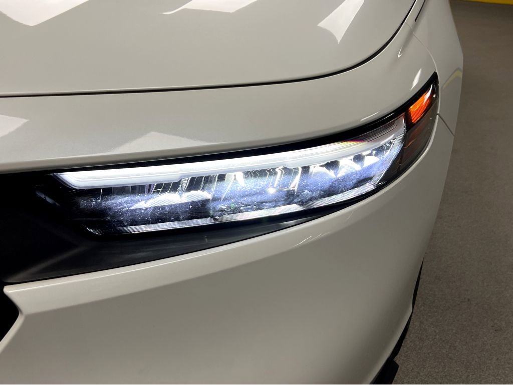 Used 2024 Honda Accord Sport image 36