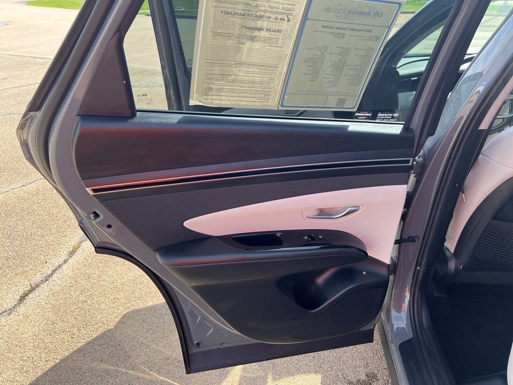 Used 2024 Hyundai Tucson Limited FWD image 18