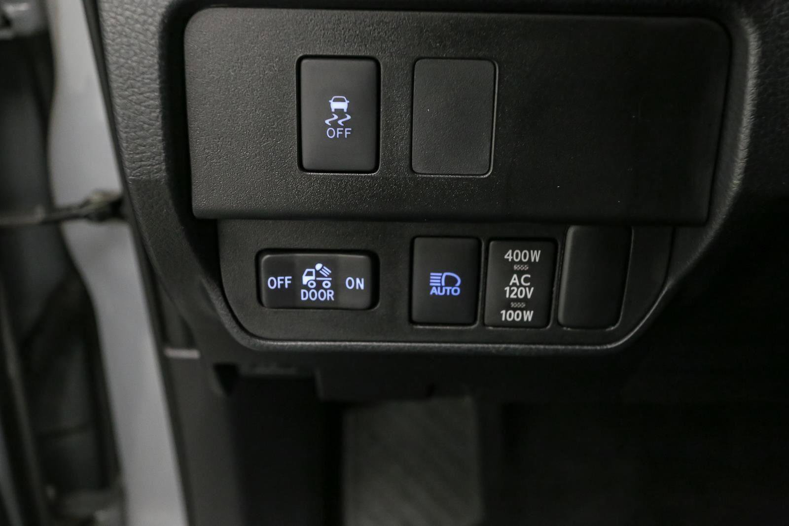 Used 2020 Toyota Tacoma TRD Sport image 38