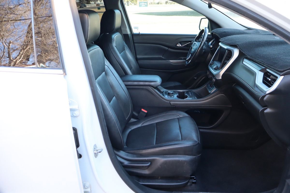 Used 2020 GMC Acadia SLT image 24