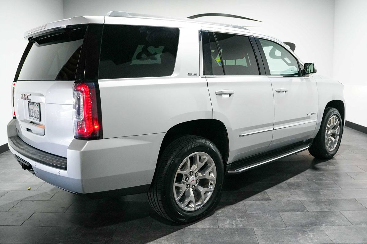 Used 2018 GMC Yukon SLE w/ SLE Value Package AWD/4WD image 5