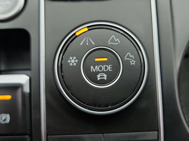 Used 2023 Volkswagen Atlas SE AWD/4WD image 15