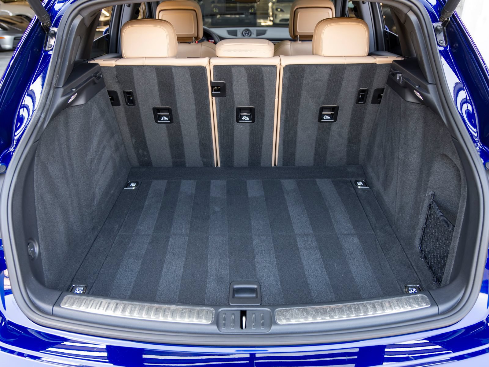 Certified 2026 Porsche Macan AWD/4WD image 55