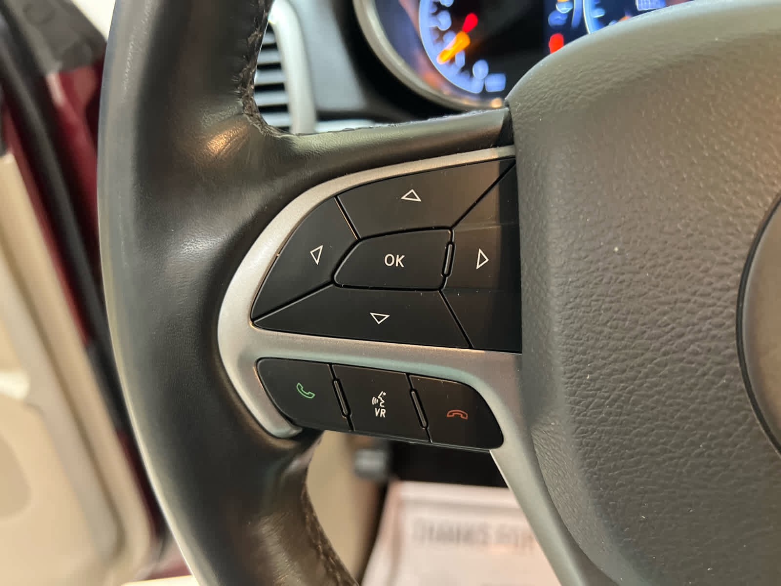 Used 2021 Jeep Grand Cherokee Limited AWD/4WD image 24