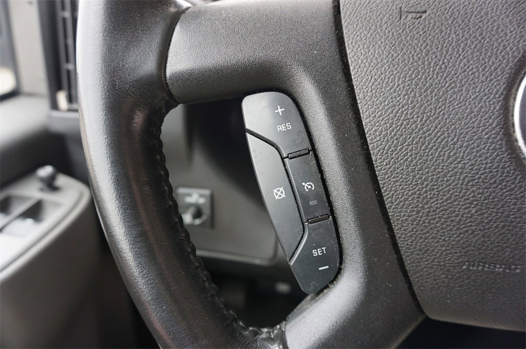 Used 2022 Chevrolet Express 2500 w/ Driver Convenience Package image 9