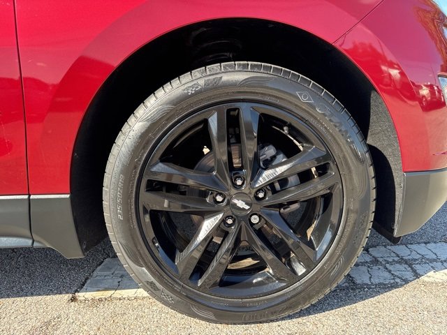 Used 2020 Chevrolet Equinox LT w/ Sport Edition image 9