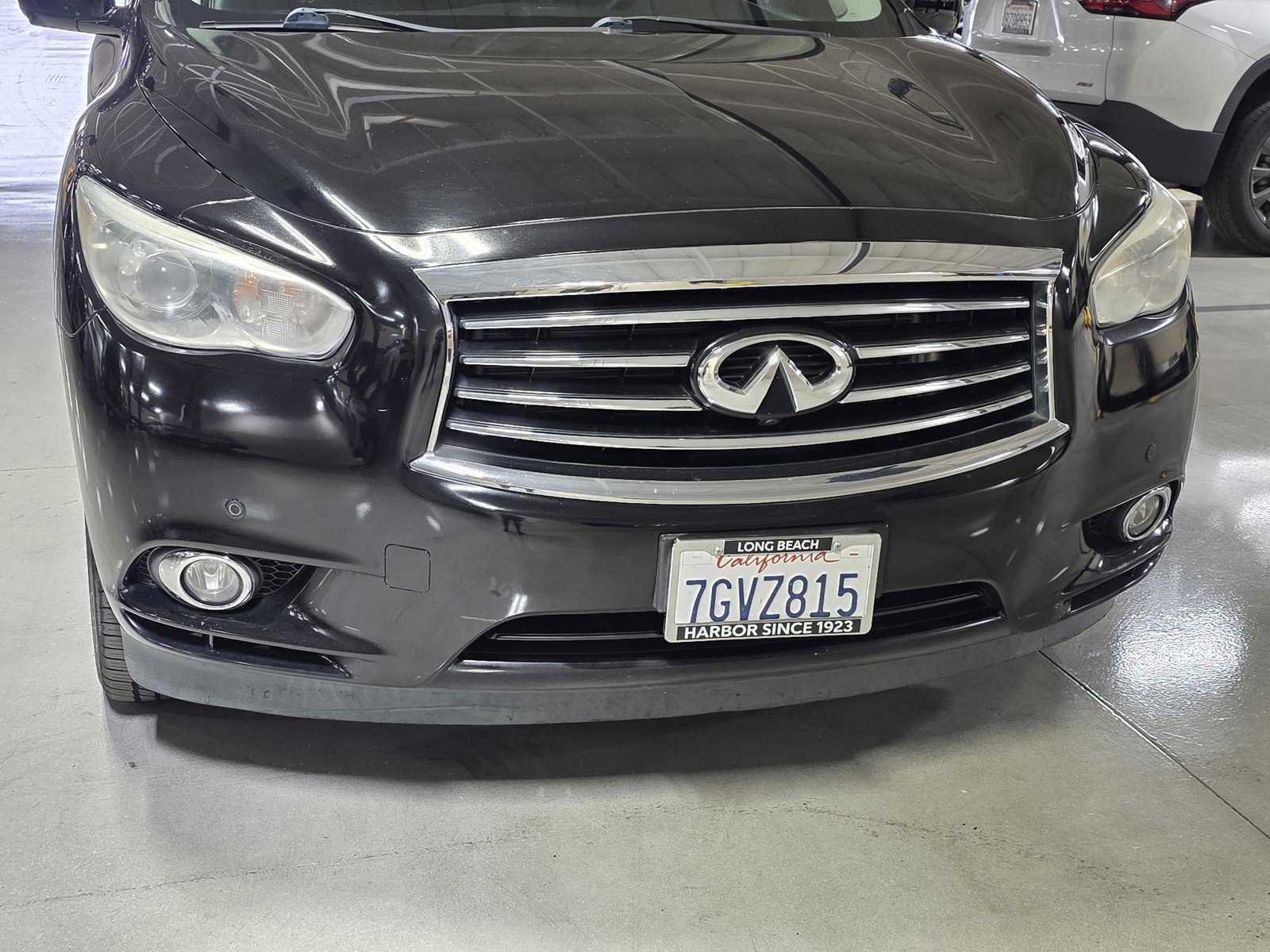 Used 2013 INFINITI JX35 FWD w/ Premium Pkg image 9