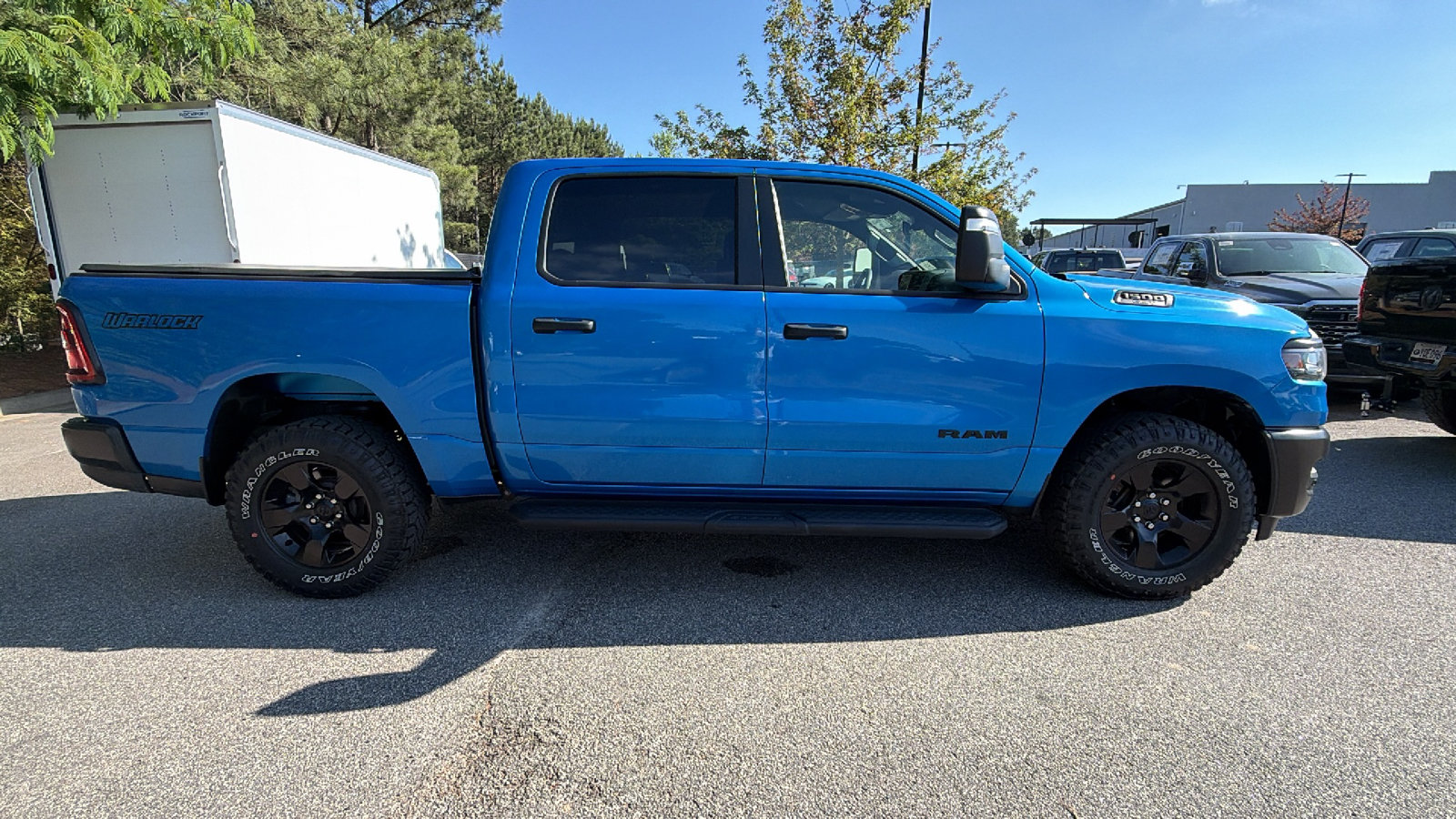 Used 2025 RAM 1500 Warlock AWD/4WD image 7