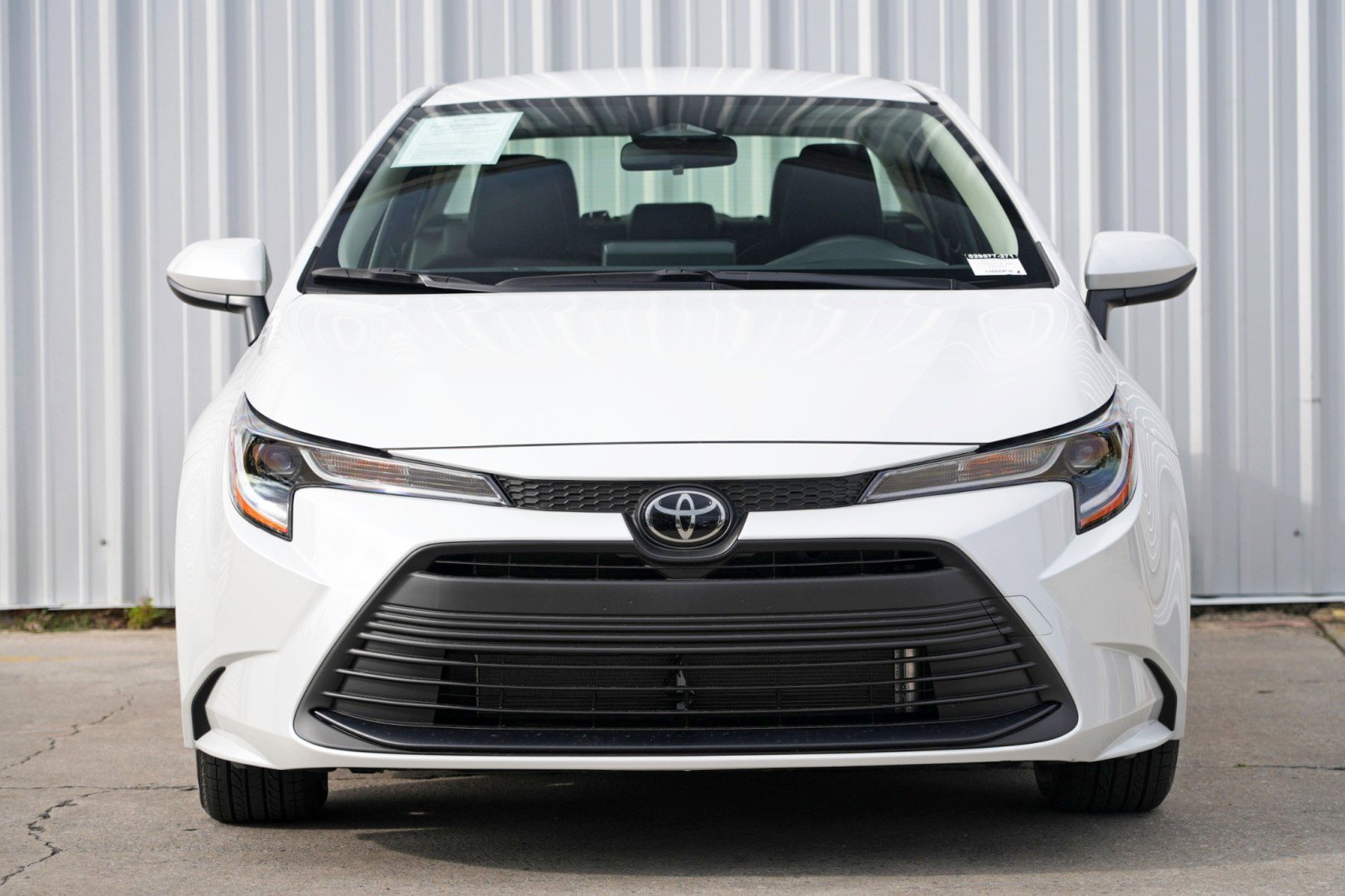 Used 2025 Toyota Corolla LE image 5