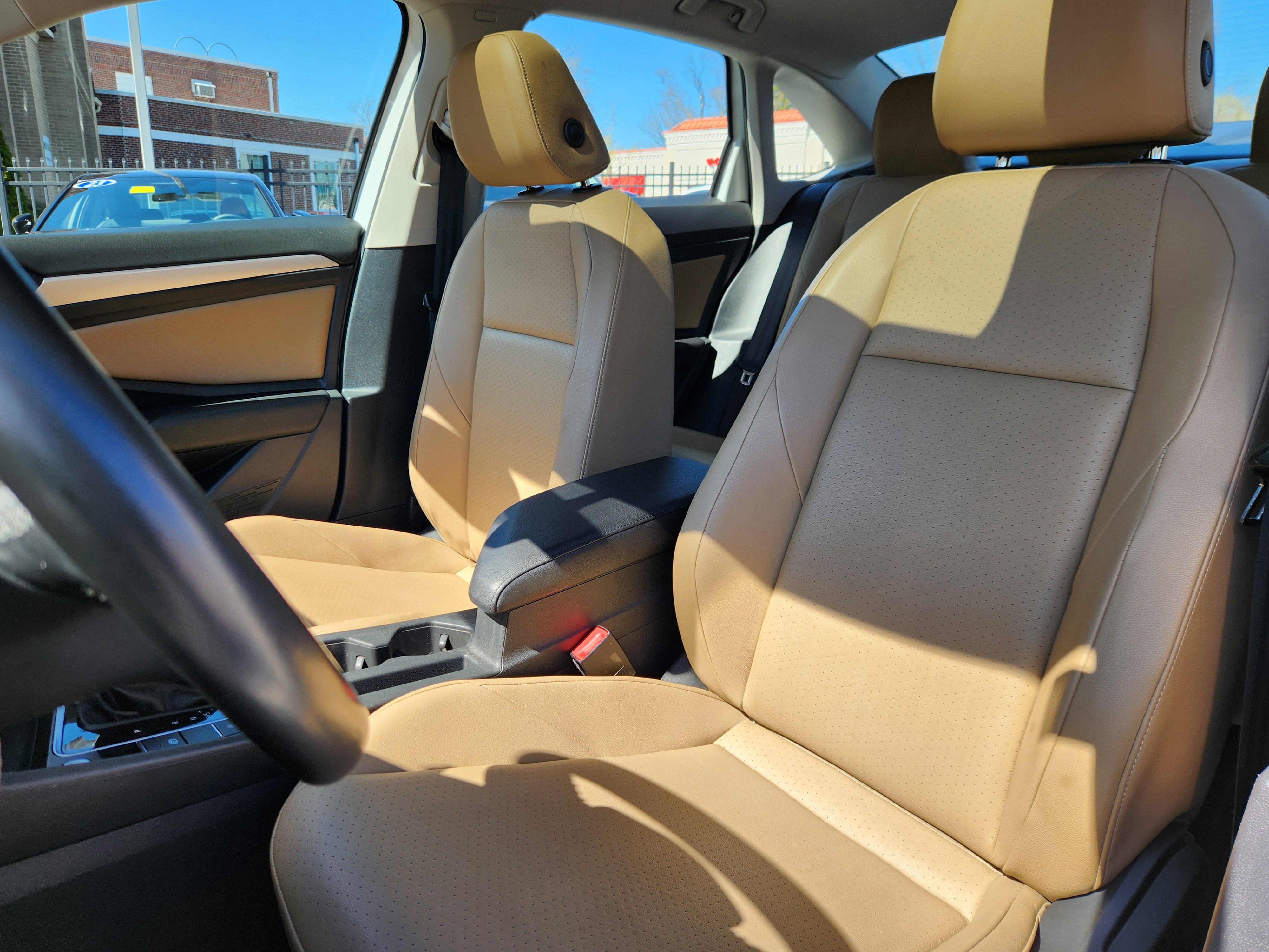 Used 2019 Volkswagen Jetta SE image 7