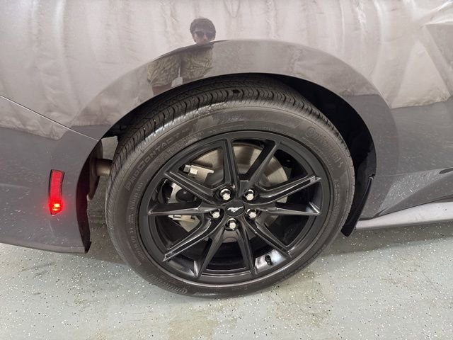 Used 2024 Ford Mustang GT Premium image 9