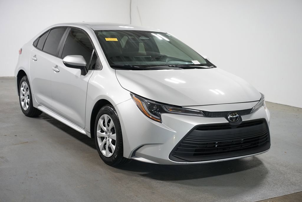 Certified 2024 Toyota Corolla LE FWD image 3