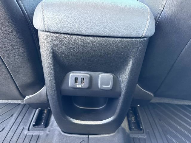 Used 2022 Chevrolet Colorado Z71 image 32