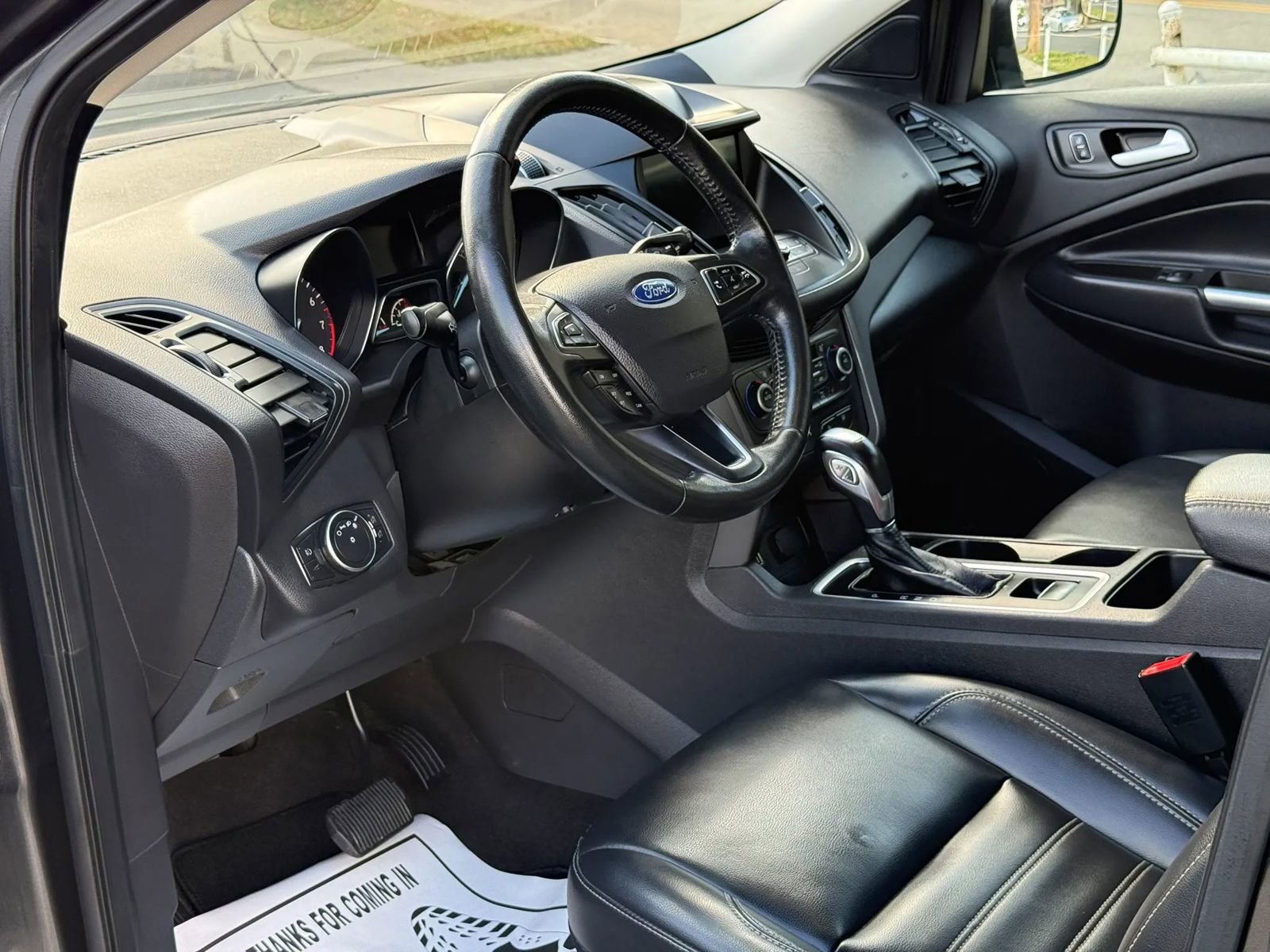 Used 2019 Ford Escape SEL AWD/4WD image 17