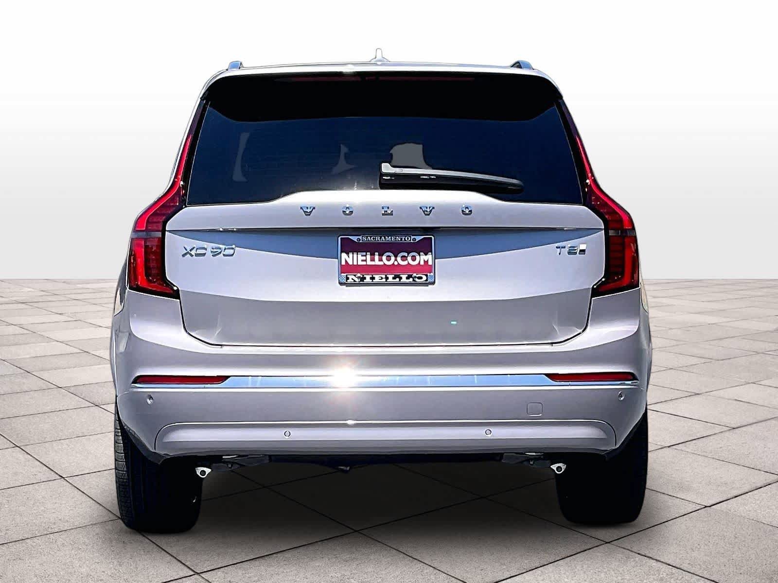 New 2026 Volvo XC90 T8 Plus w/ Protection Package AWD/4WD image 6