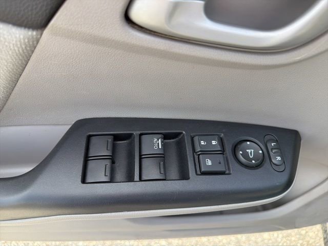 Used 2013 Honda Civic LX image 12