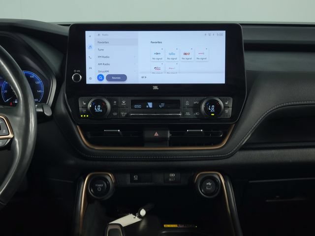 Used 2024 Toyota Grand Highlander AWD Hybrid image 26