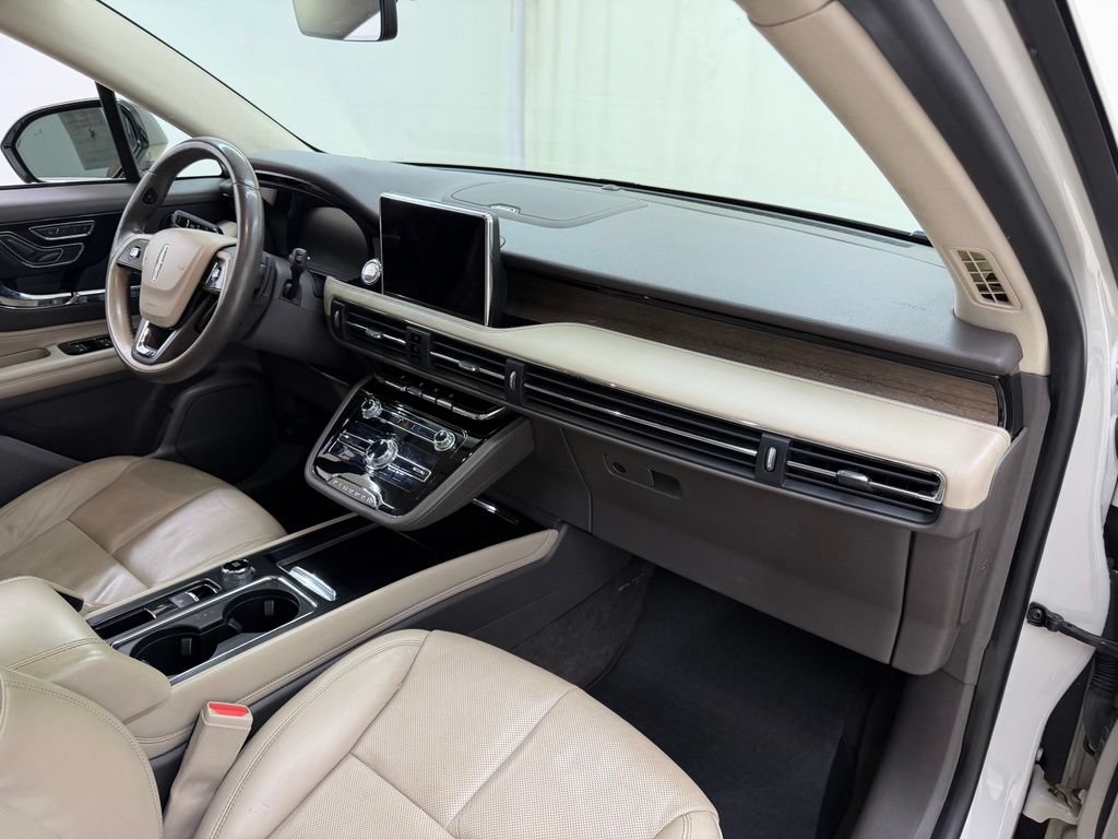 Used 2020 Lincoln Corsair Reserve w/ Equipment Group 201A AWD/4WD image 12